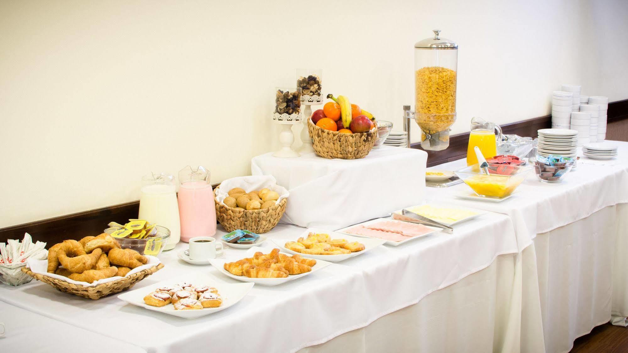מונטווידאו Ermitage Hotel מראה חיצוני תמונה